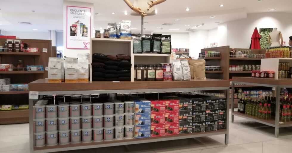 ececc9c9-c7b2-436d-87ba-8001a7c049e4 ececc9c9-c7b2-436d-87ba-8001a7c049e4